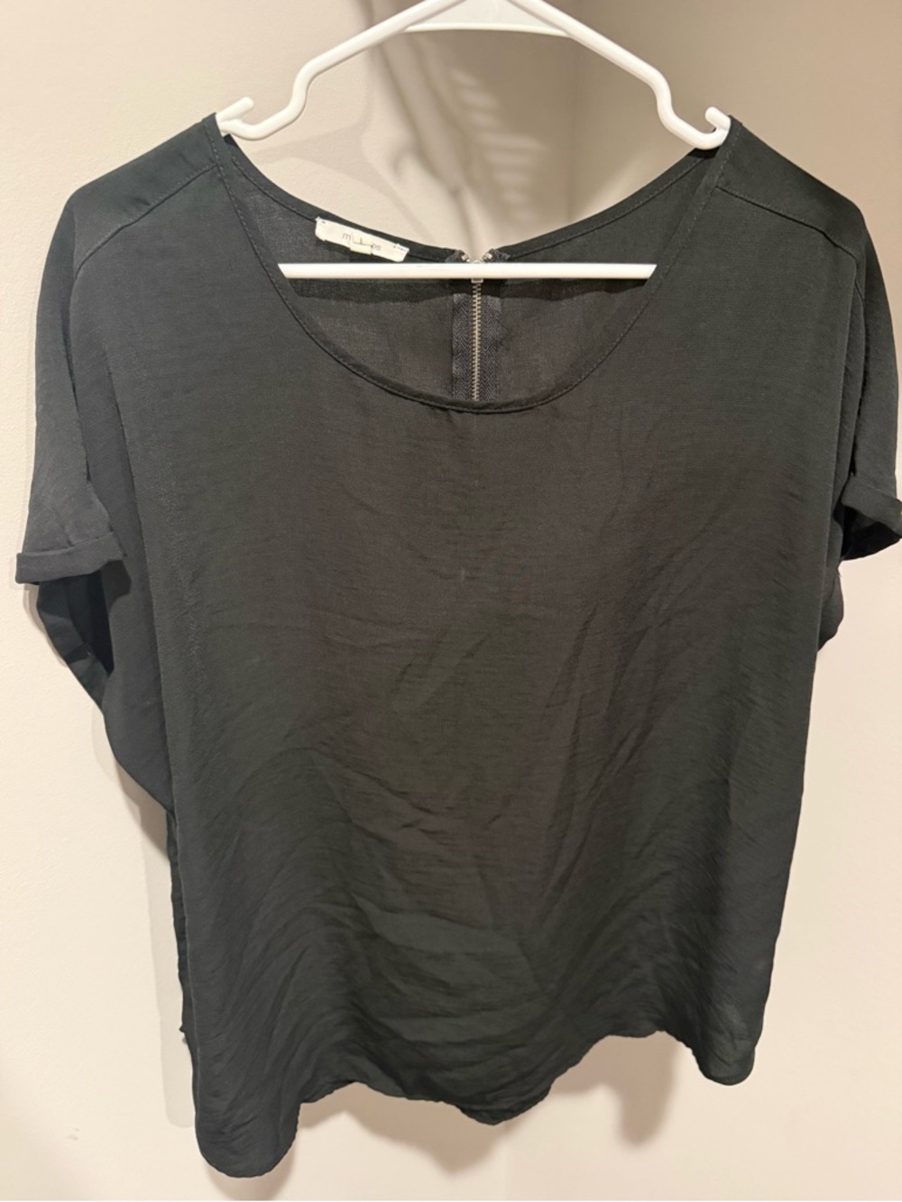 Maurices Black Scoop Neck Short Sleeve Tee